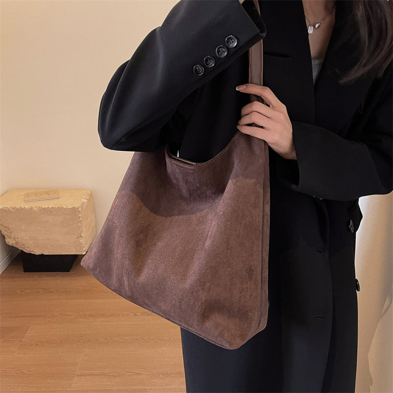 Borsa tote camoscio – Borsa elegante in suede per ogni occasione