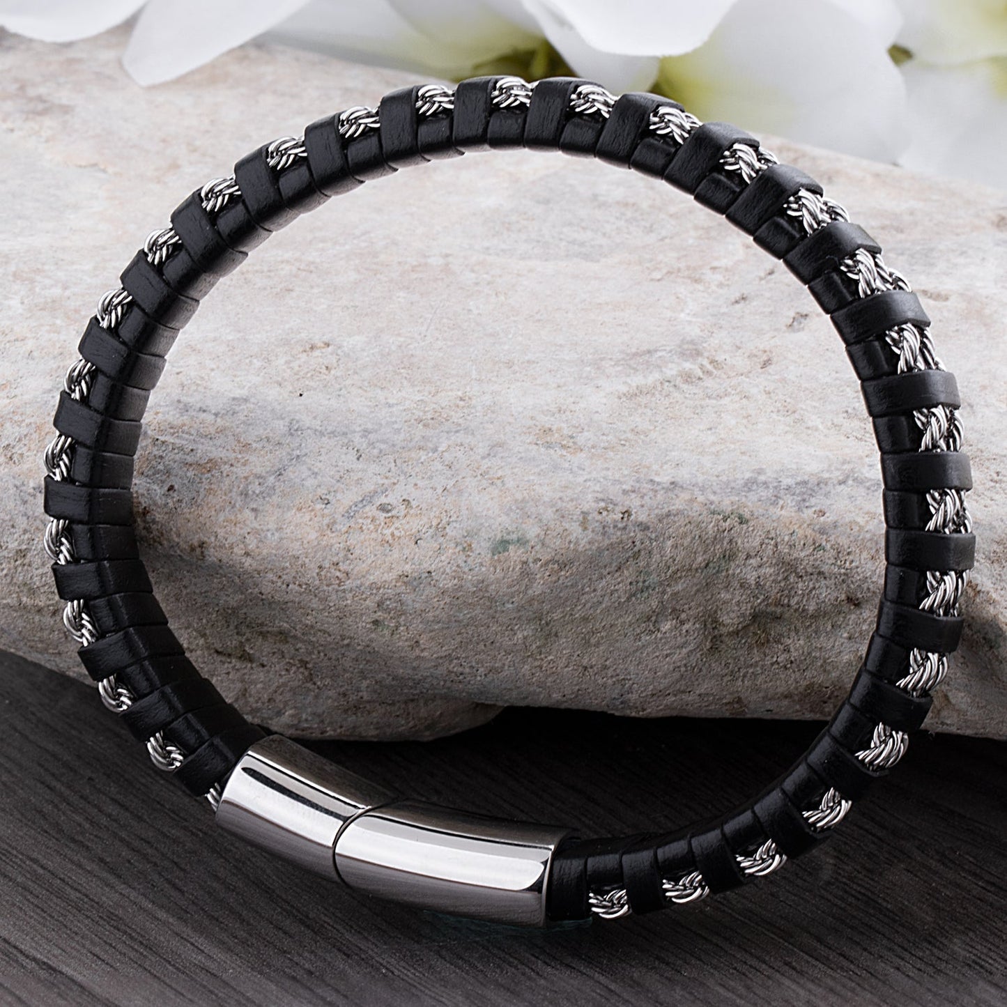 Bracciale in Pelle Nera – Bracciale Intrecciato Elegante per Uomo