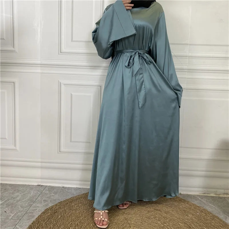 Abaya elegante in satin – Abito lungo chic per cerimonie